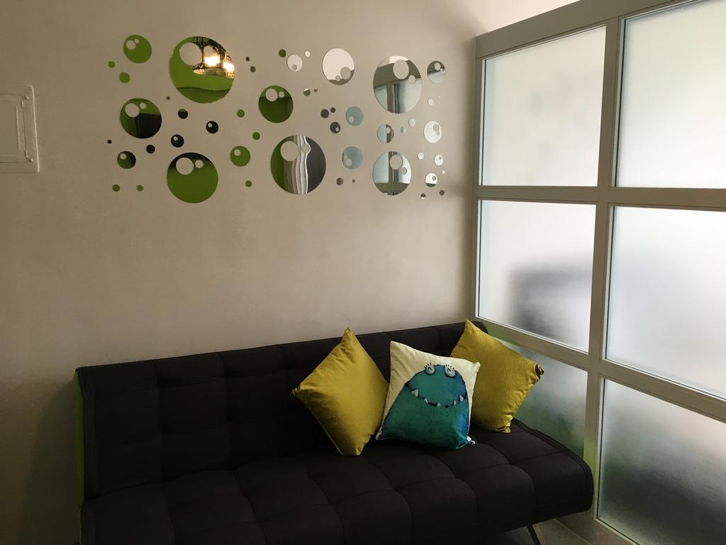 Mary'S Crib Cityland Prime Tagaytay With Free Wifi & Swimming Tagaytay City Eksteriør bilde